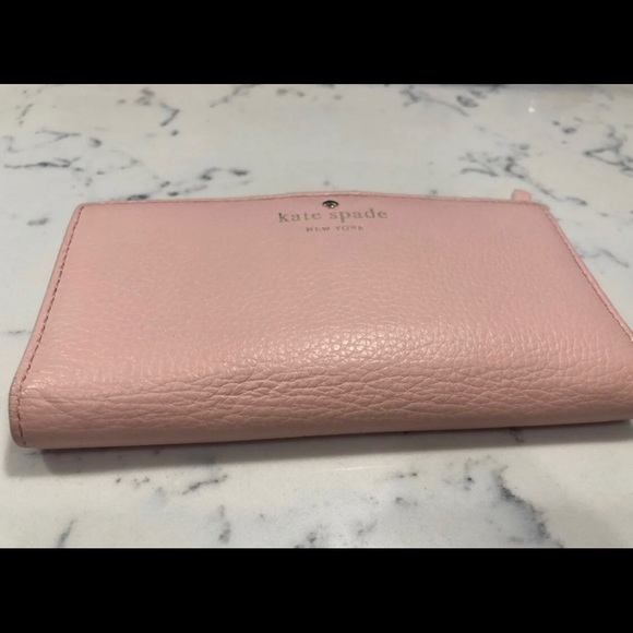 Kate Spade Wallet - Picture 1 of 5